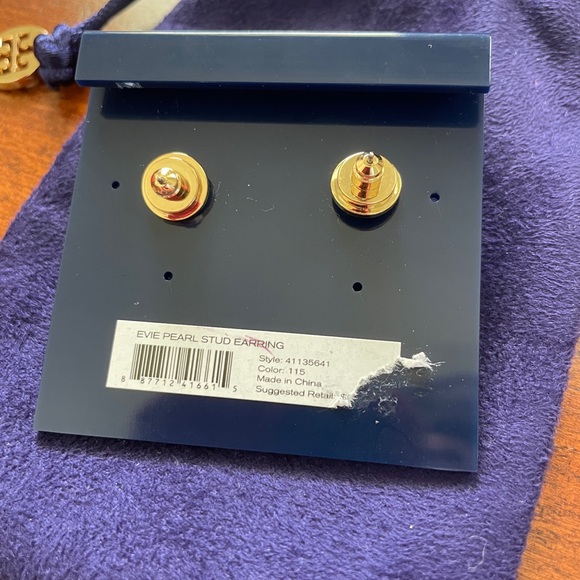 Tory Burch Pearl Evie Earrings - Picture 3 of 3